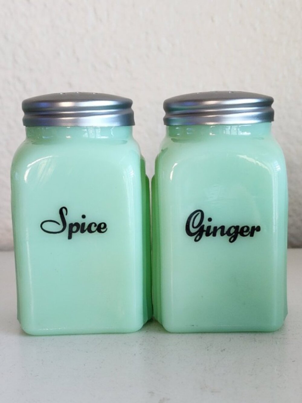 Jadeite Jadite Green Glass SPICE GINGER Art Deco Shakers NEW Condition